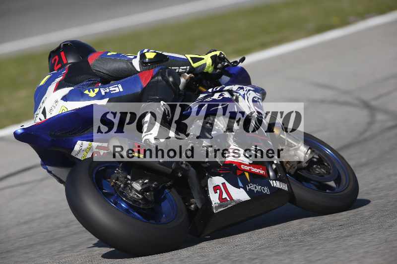 /Archiv-2024/02 29.01.-02.02.2024 Moto Center Thun Jerez/Gruppe gelb-yellow/backside